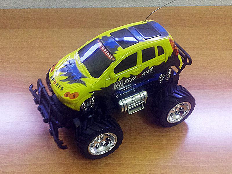 coche teledirigido antiguo
